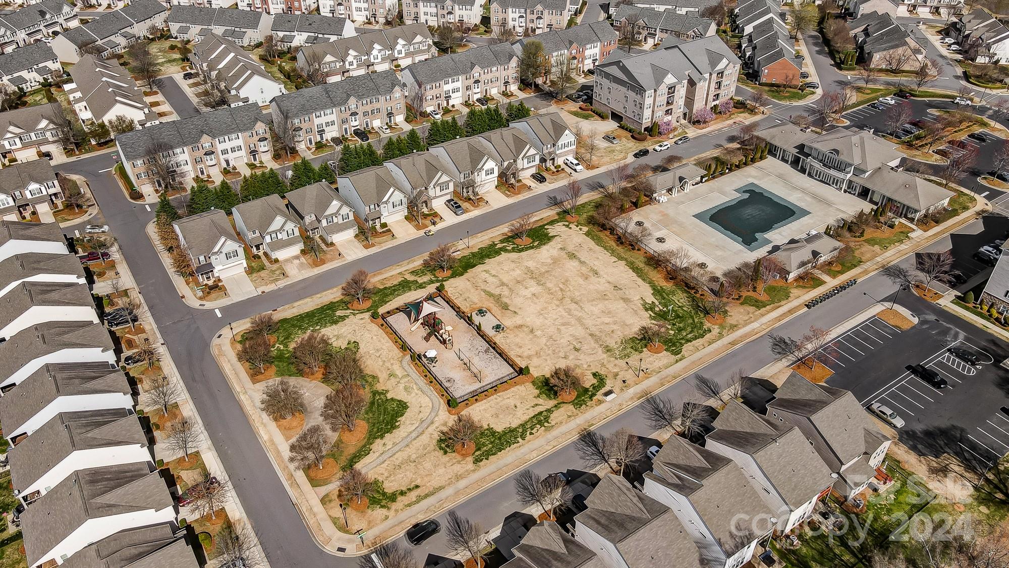 Park South Station - Residential