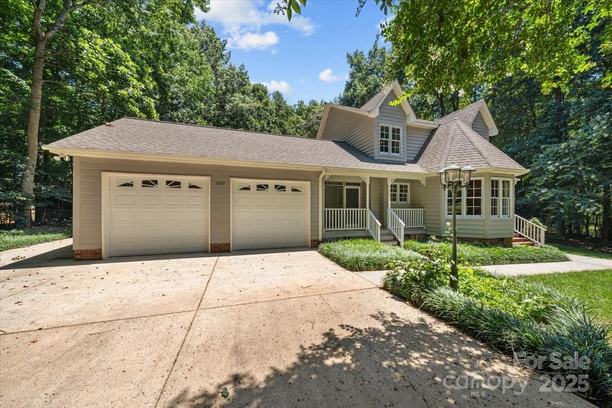 1057 Red Bird Court
