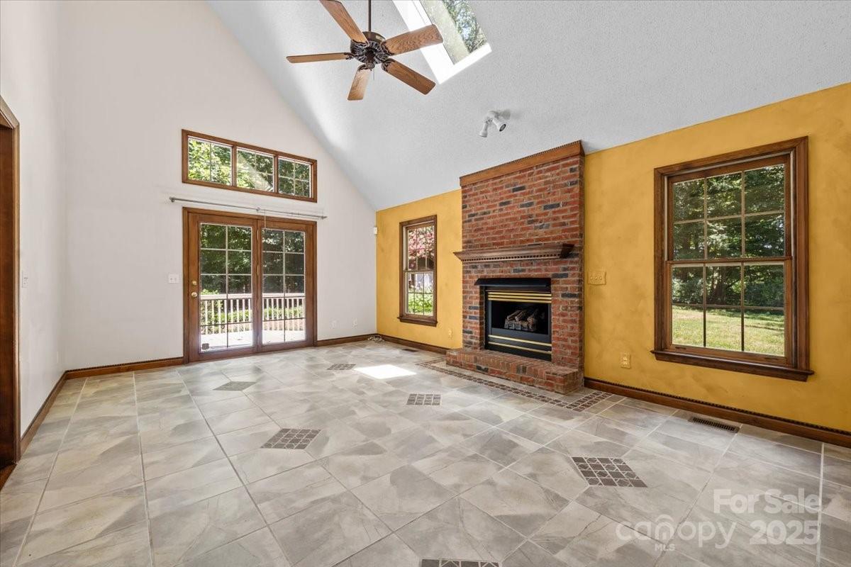 1057 Red Bird Court
