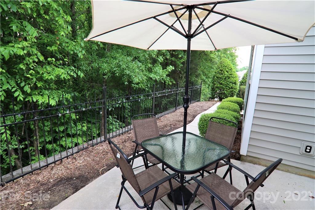 Moss Creek Village - Residential