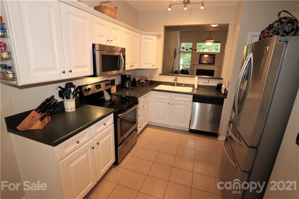 Moss Creek Village - Residential