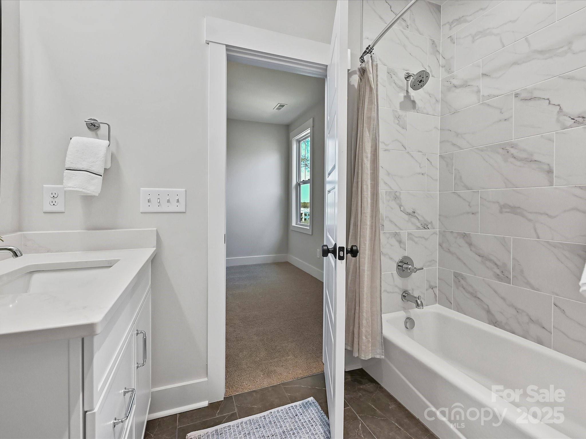 Villa Heights - Residential