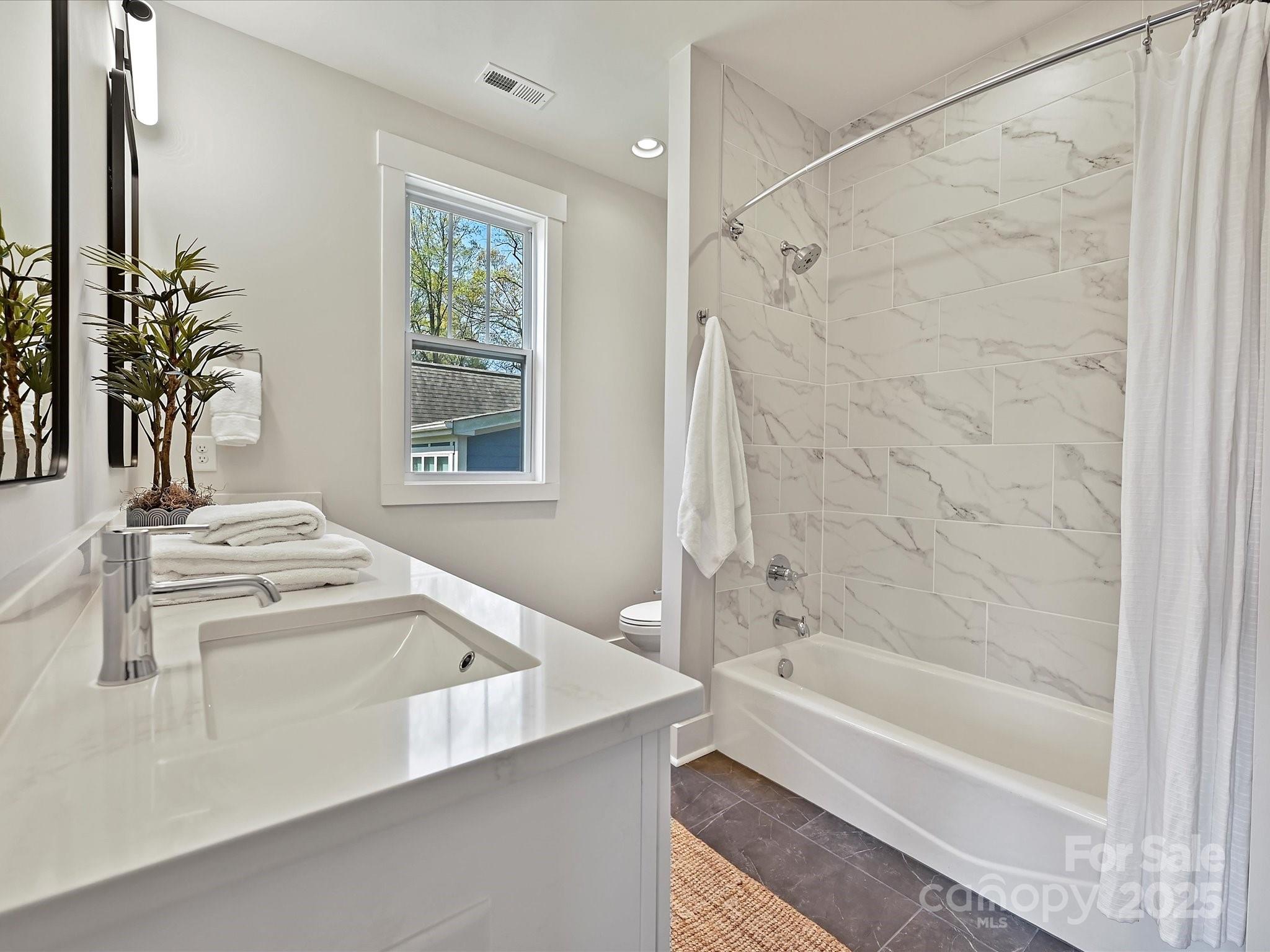 Villa Heights - Residential