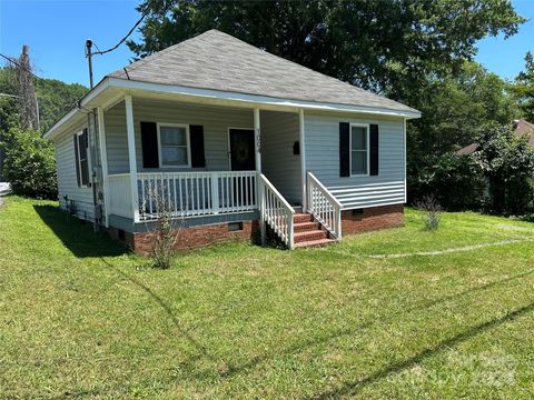 Single Family Residence in Gastonia NC 1004 Plymouth Street.jpg