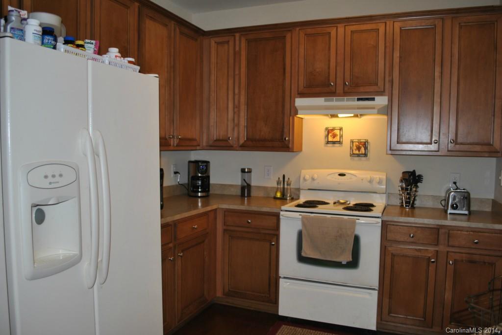 Ridge Pointe - Residential