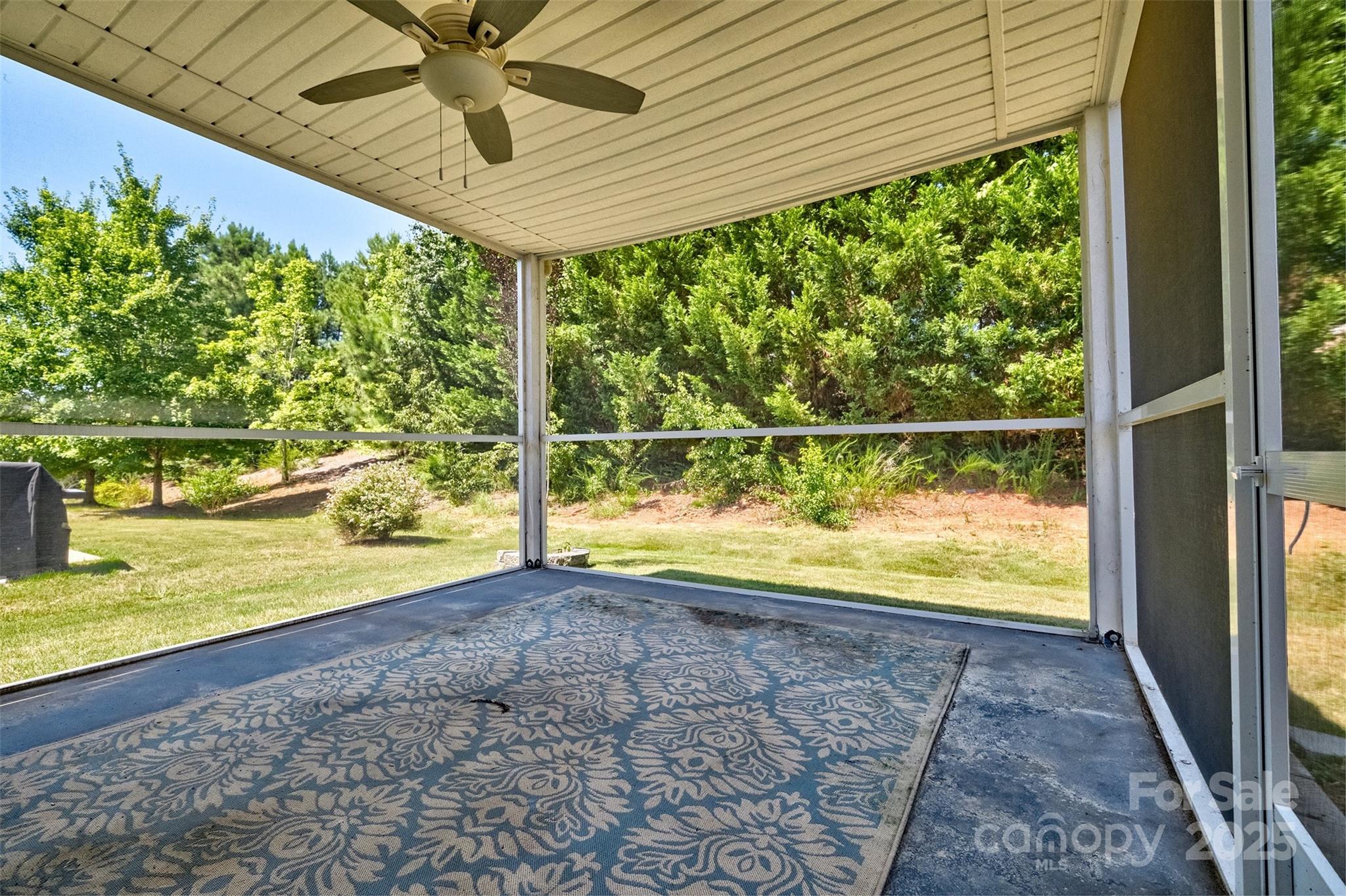 Newport Lakes - Residential