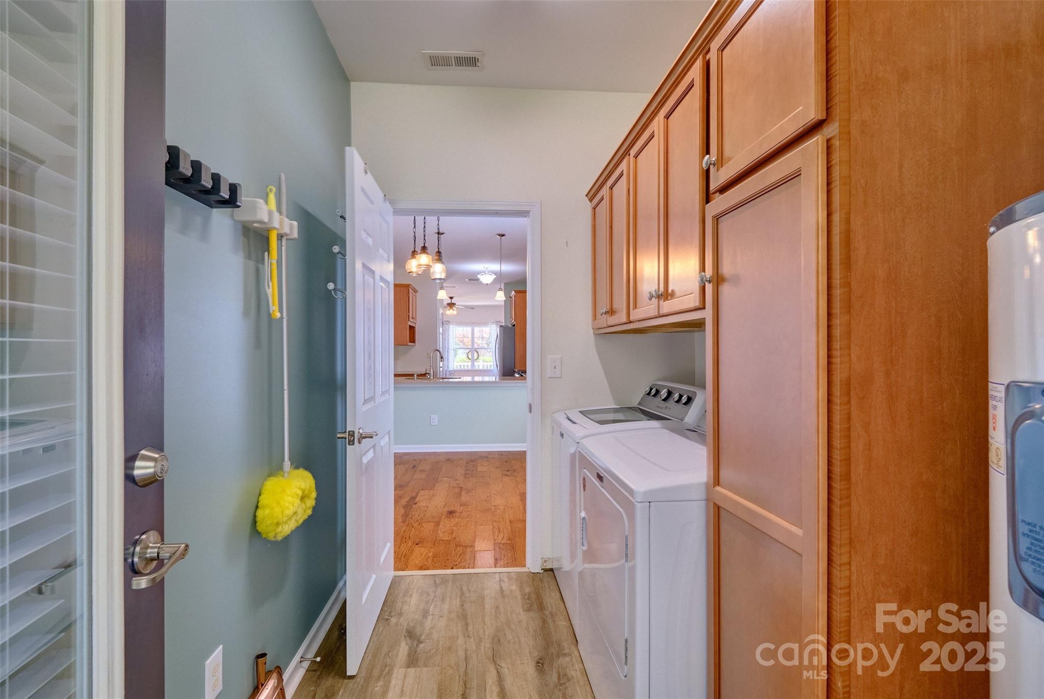 Newport Lakes - Residential