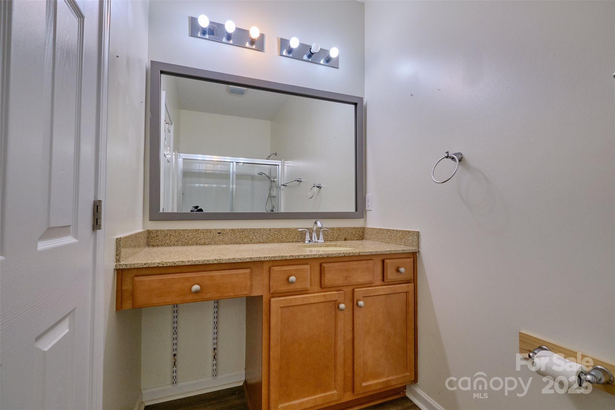 Newport Lakes - Residential