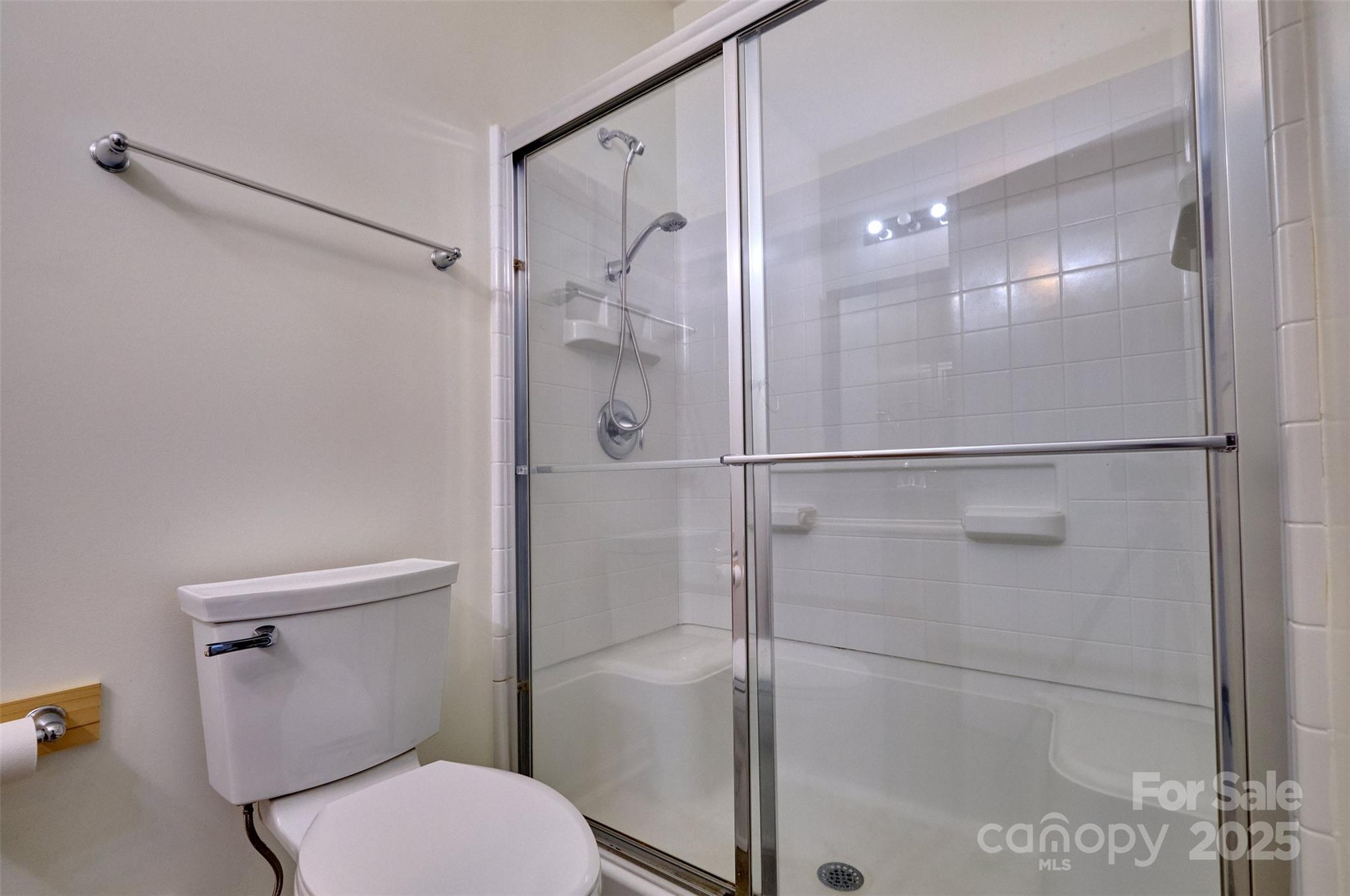 Newport Lakes - Residential