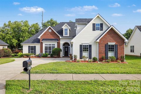 Photo of 2024 Galena Chase Drive, Indian Trail, NC 28079 (MLS # 4393718)