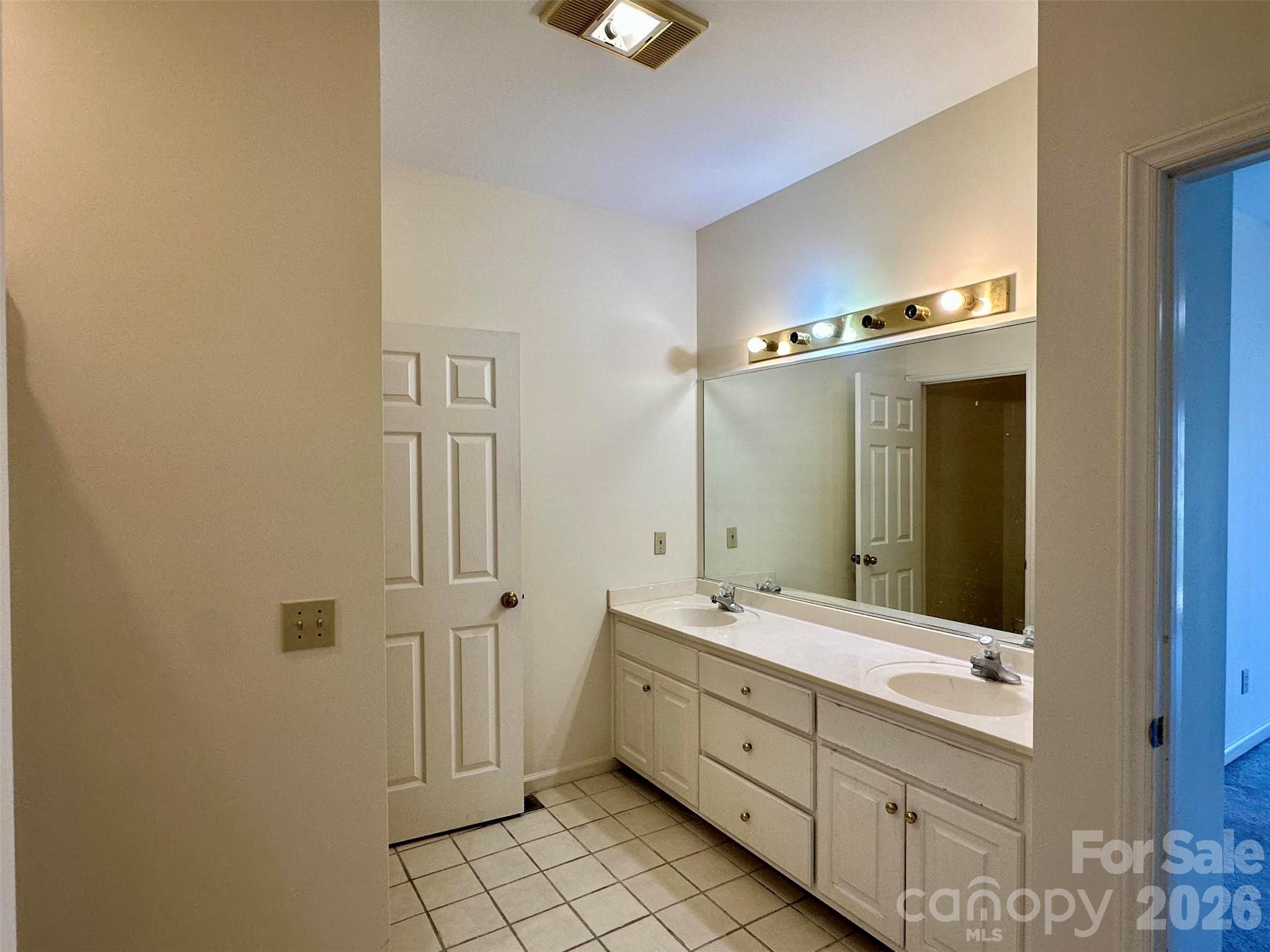 Jefferson Landing - Residential