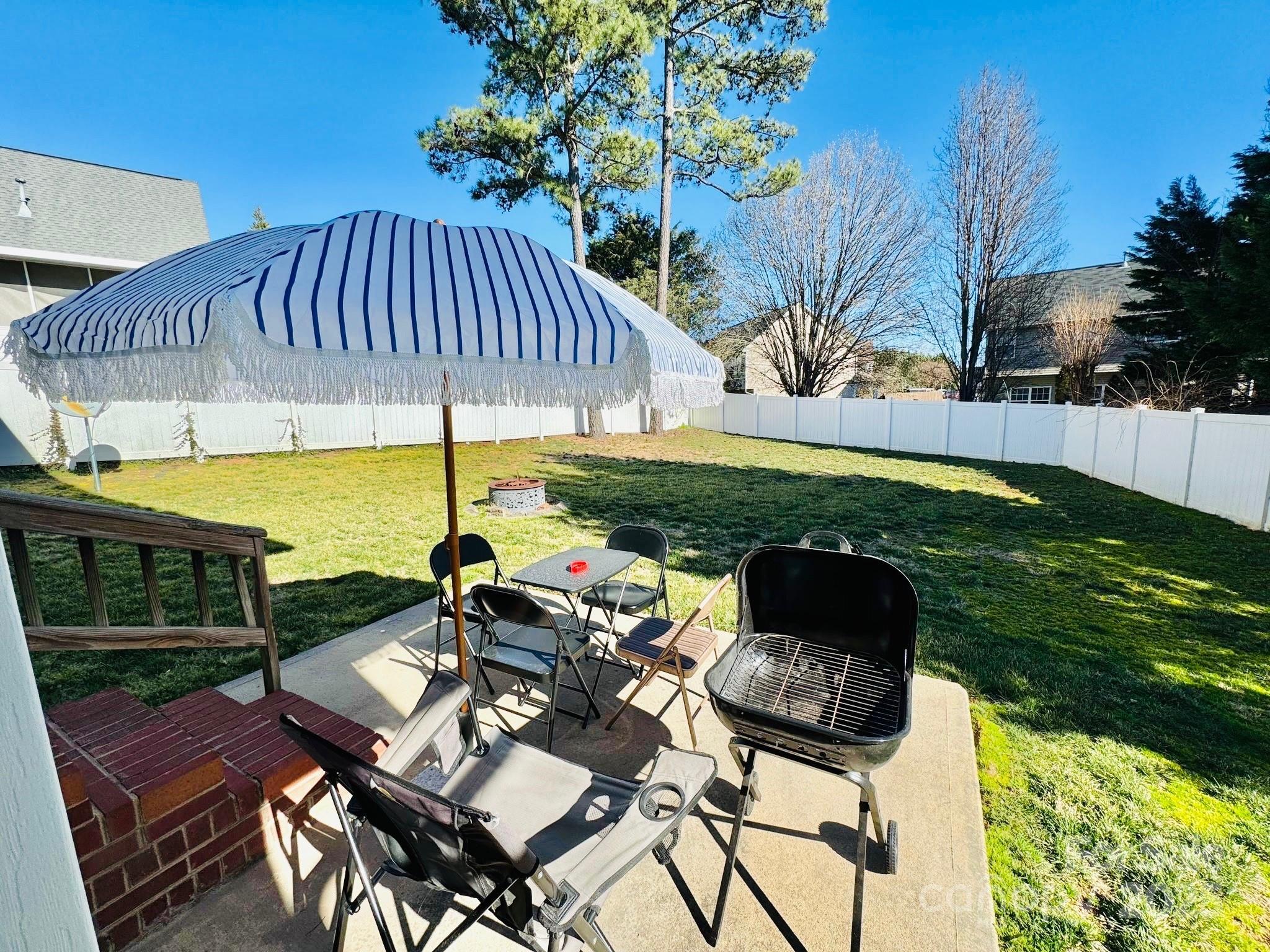 435 Riverwalk Divide NW