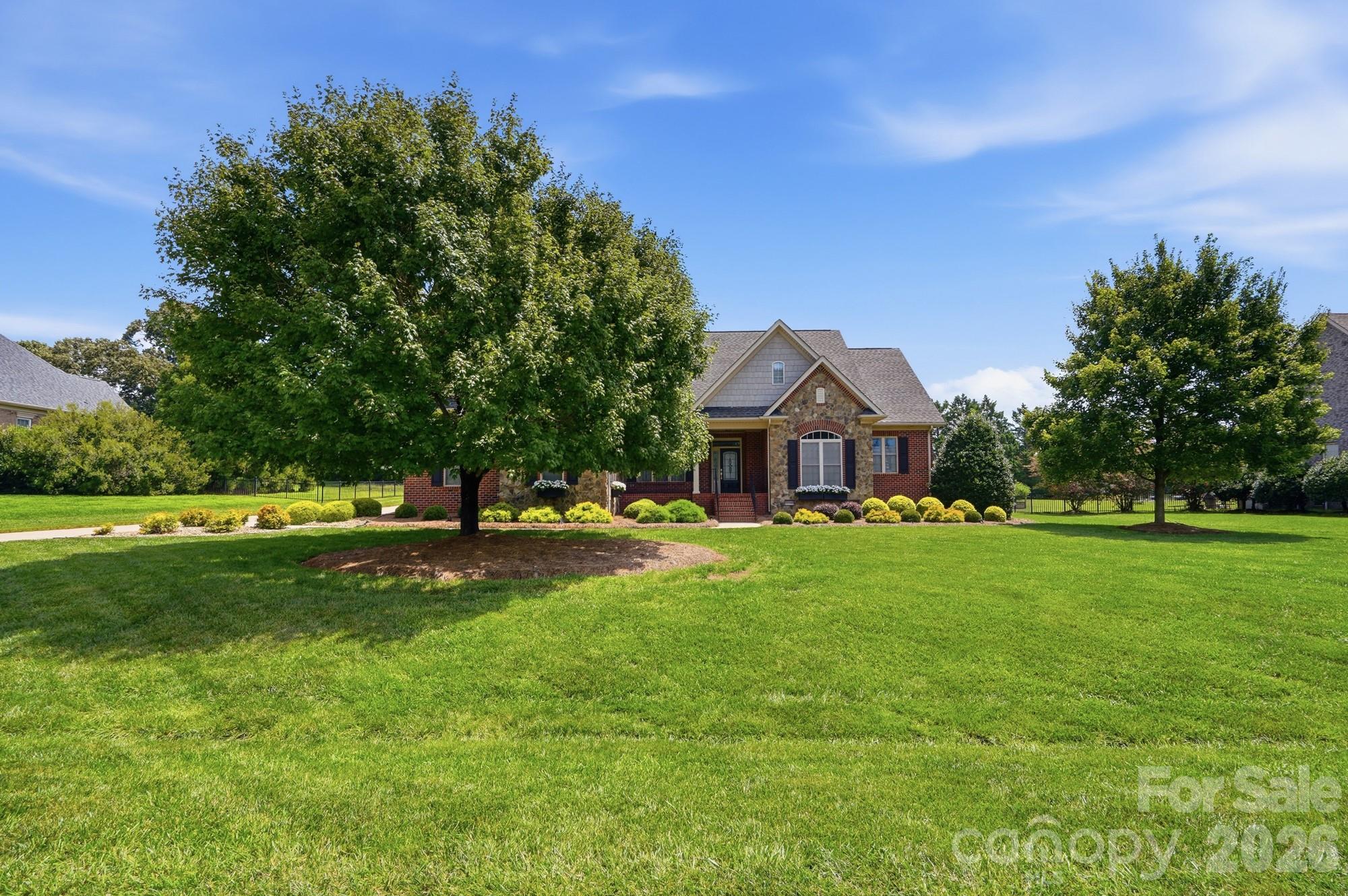 2712 Smith Field Drive