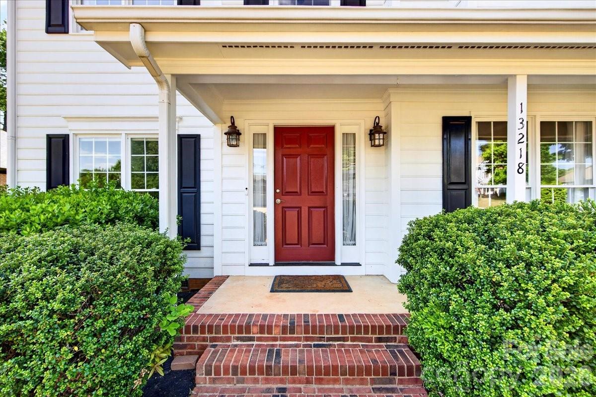 13218 Willow Breeze Lane