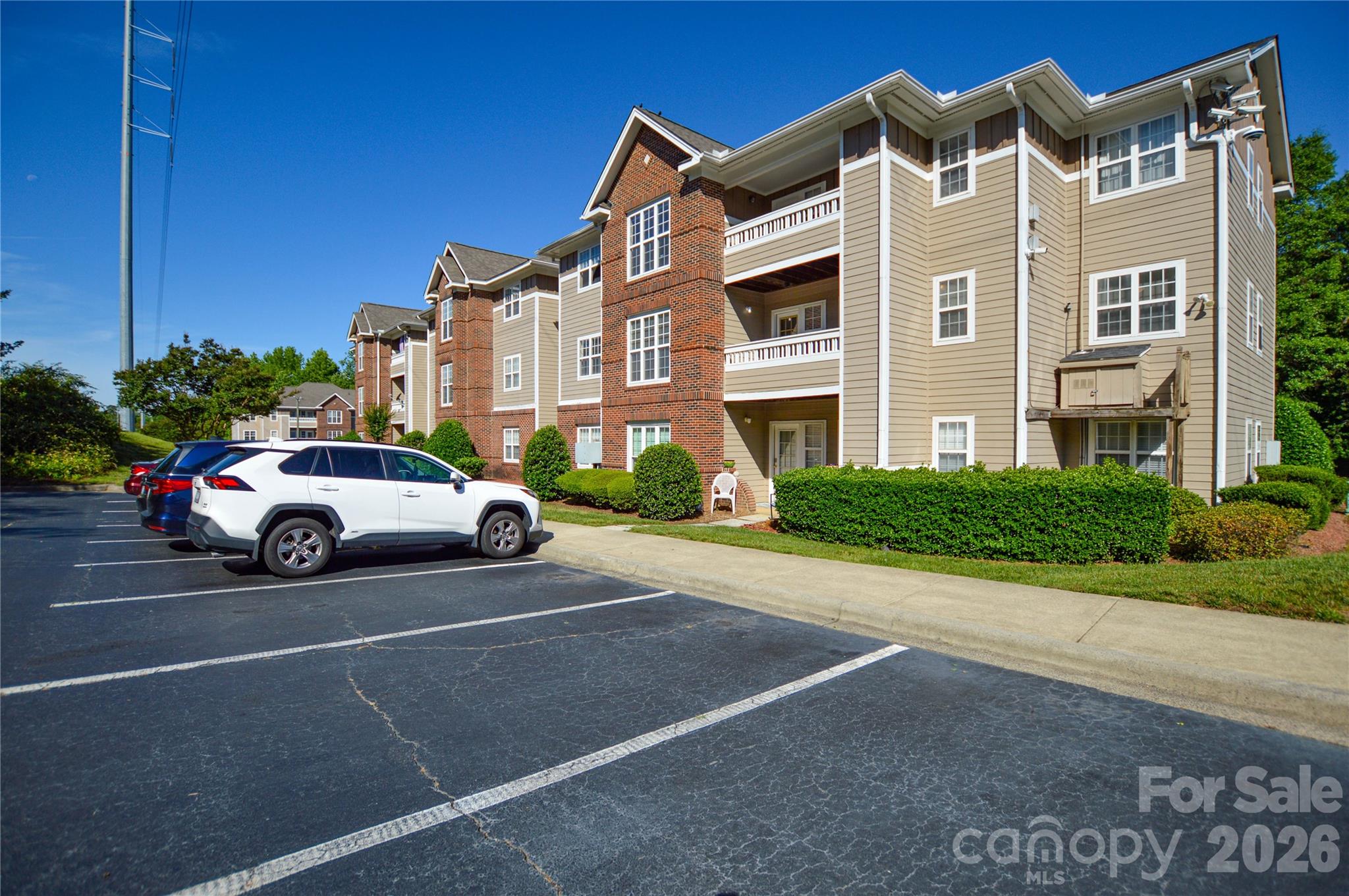 Campus Walk - Residential