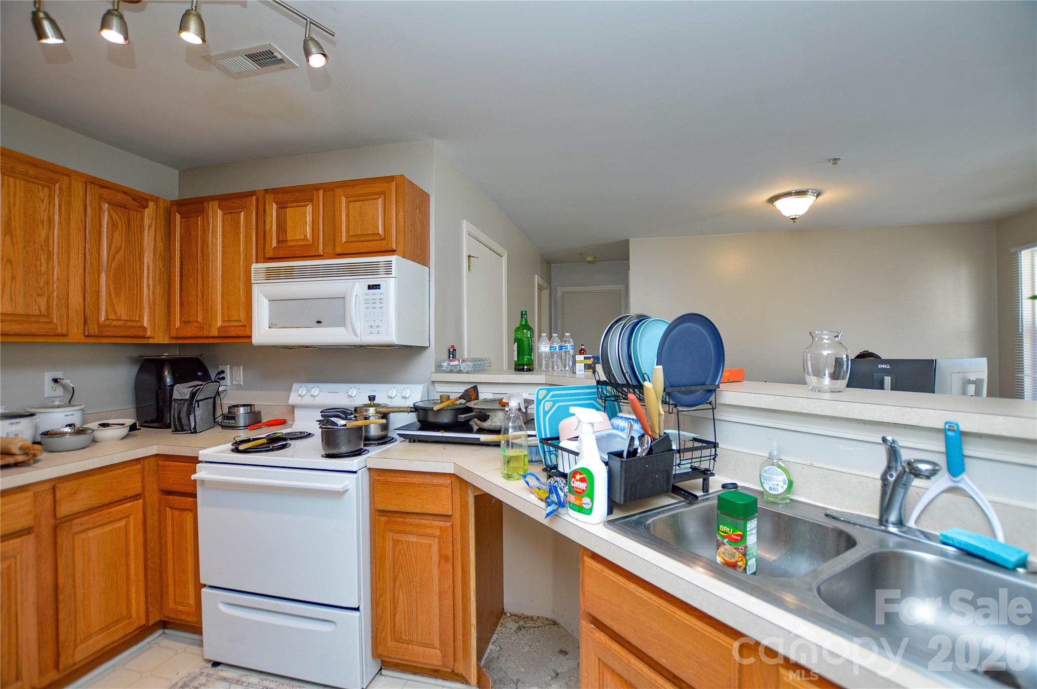 Campus Walk - Residential