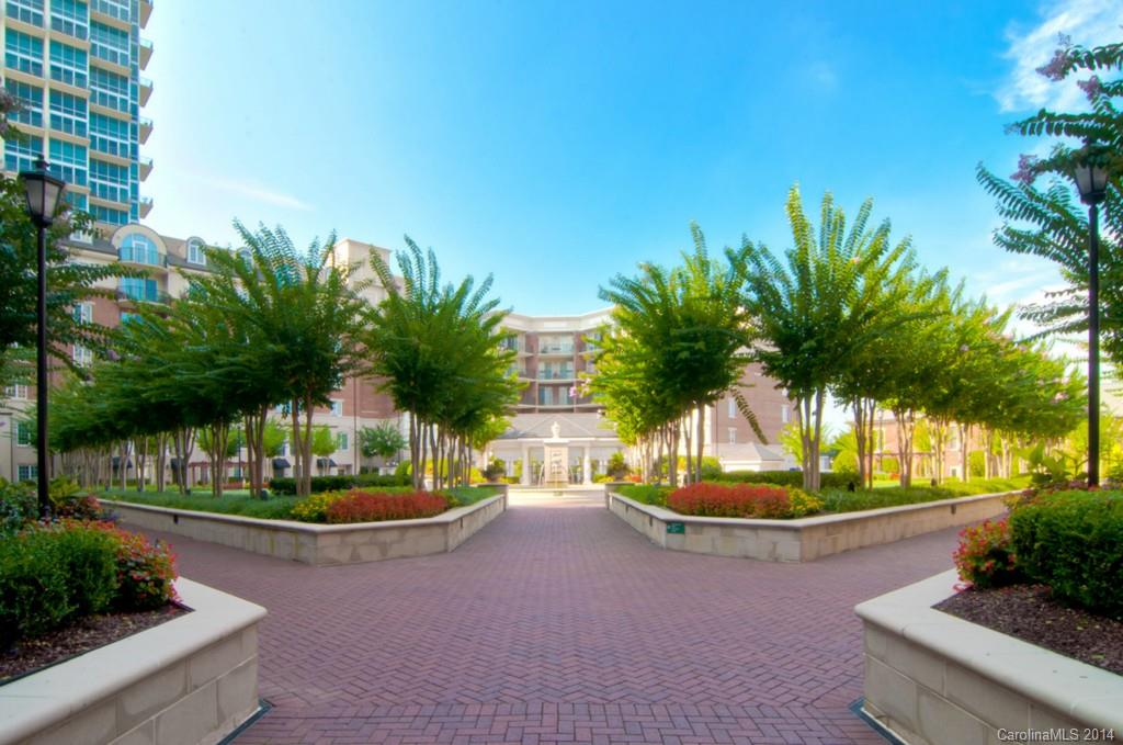 Fifth And Poplar - Residential Lease