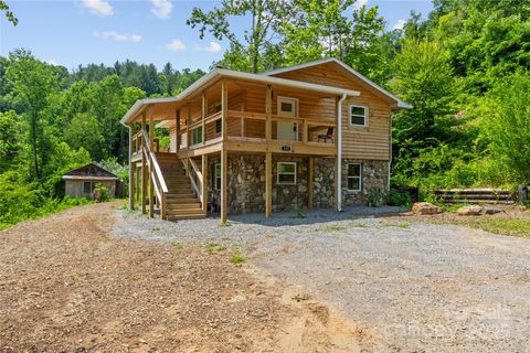 137 Red Maple Lane Burnsville NC 28714