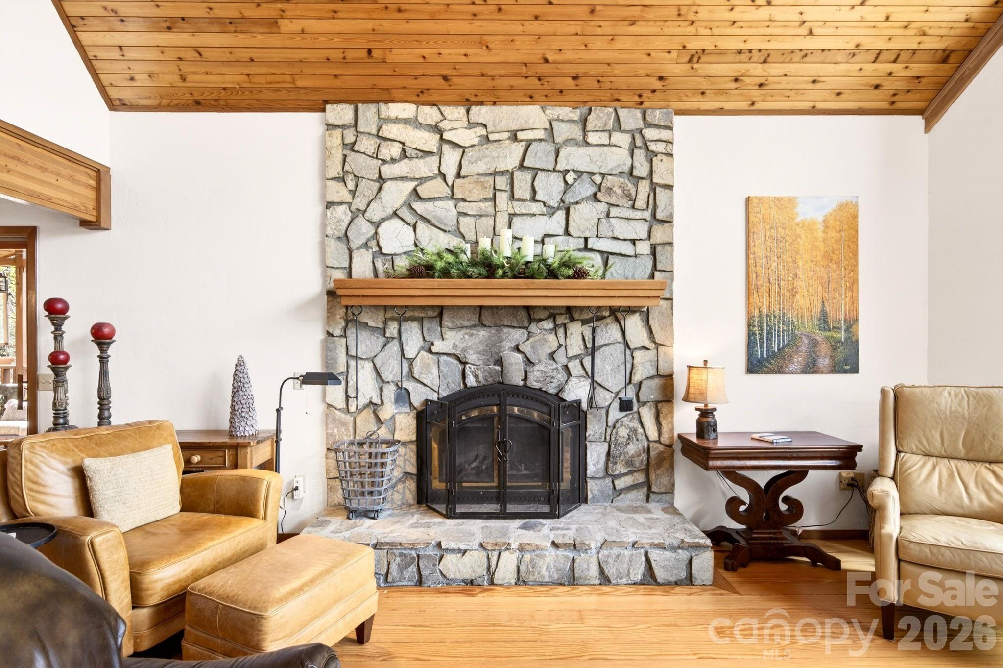 Laurel Ridge - Residential