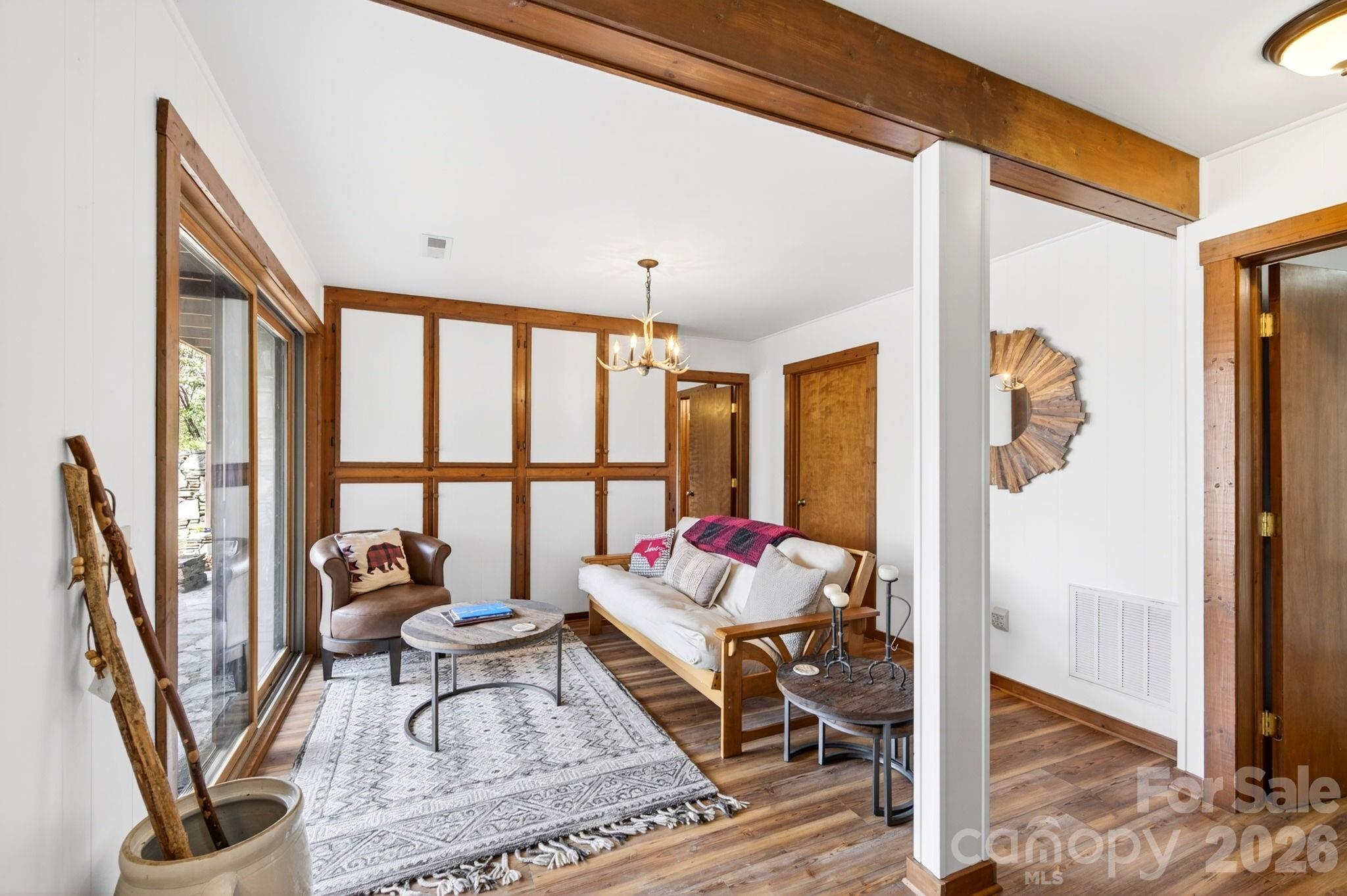 Laurel Ridge - Residential