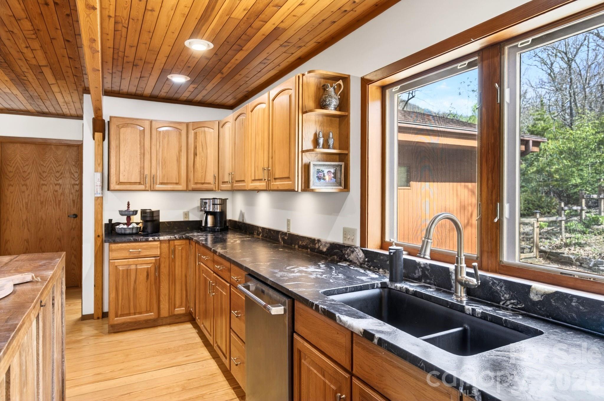 Laurel Ridge - Residential