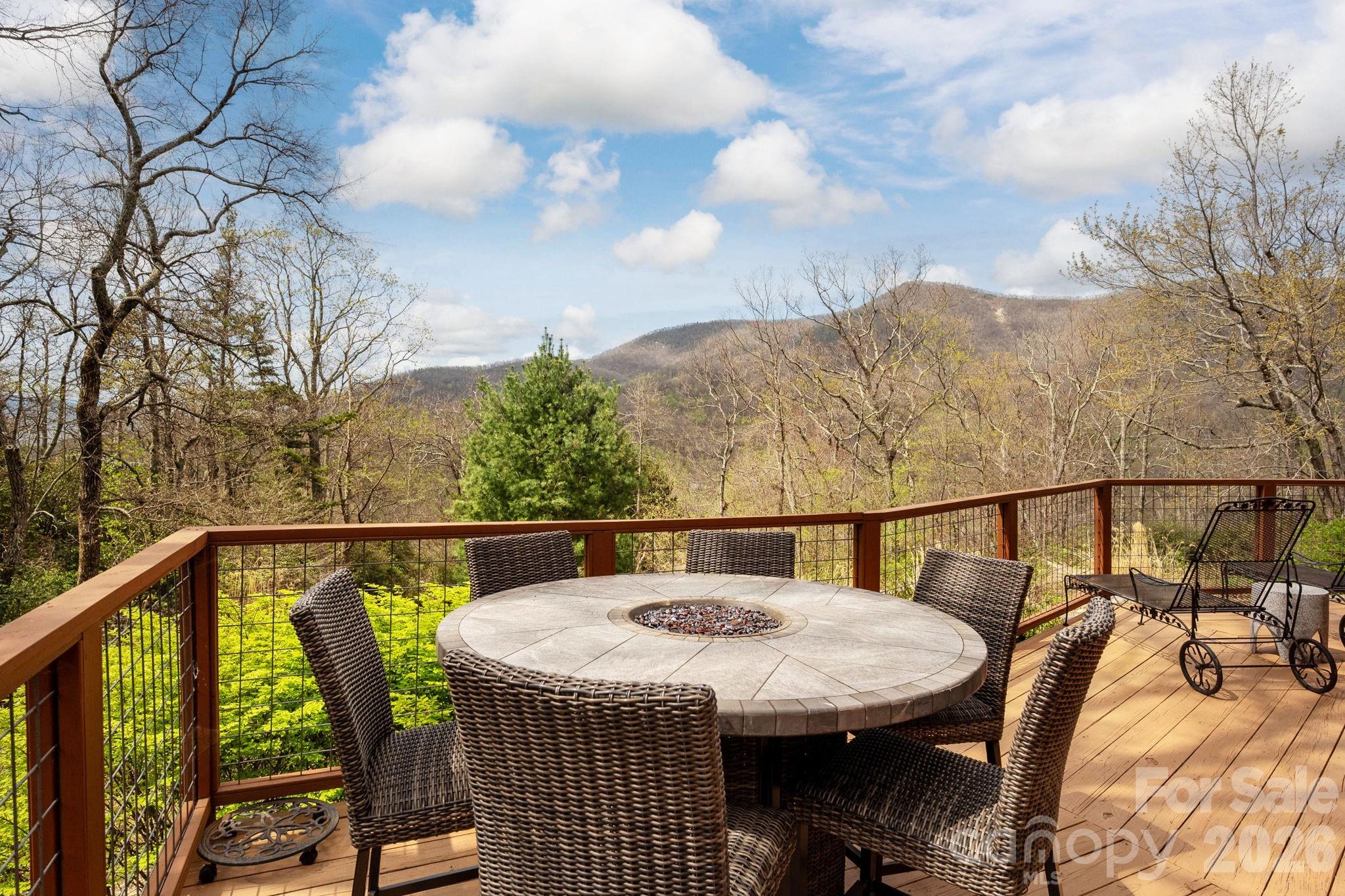 Laurel Ridge - Residential