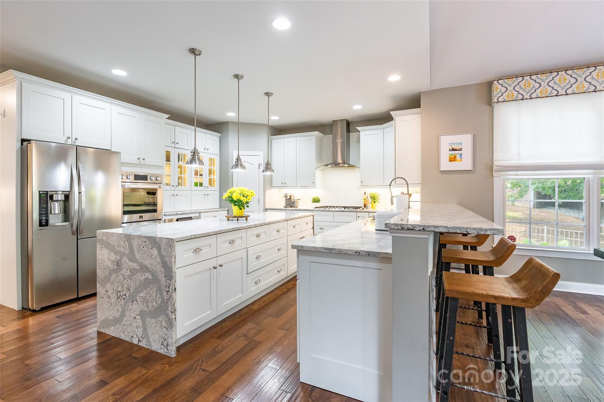 Lake Shore - Residential