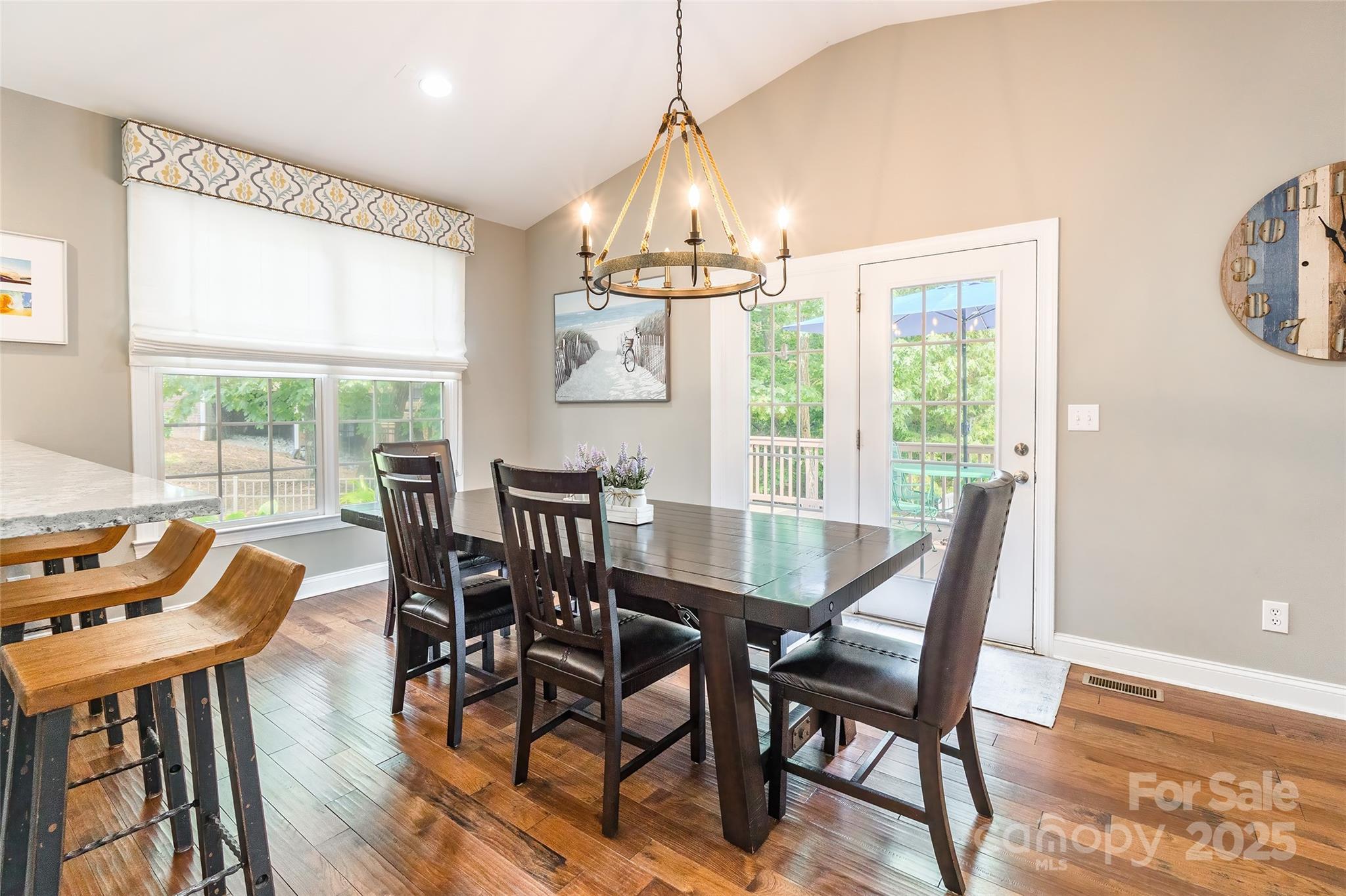 Lake Shore - Residential