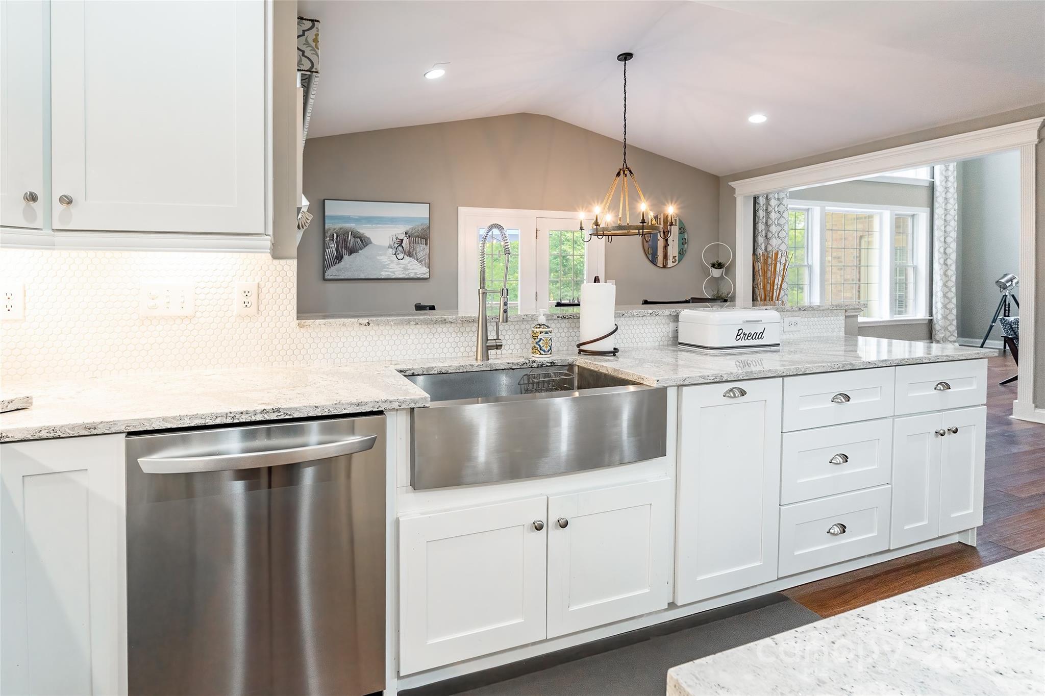 Lake Shore - Residential