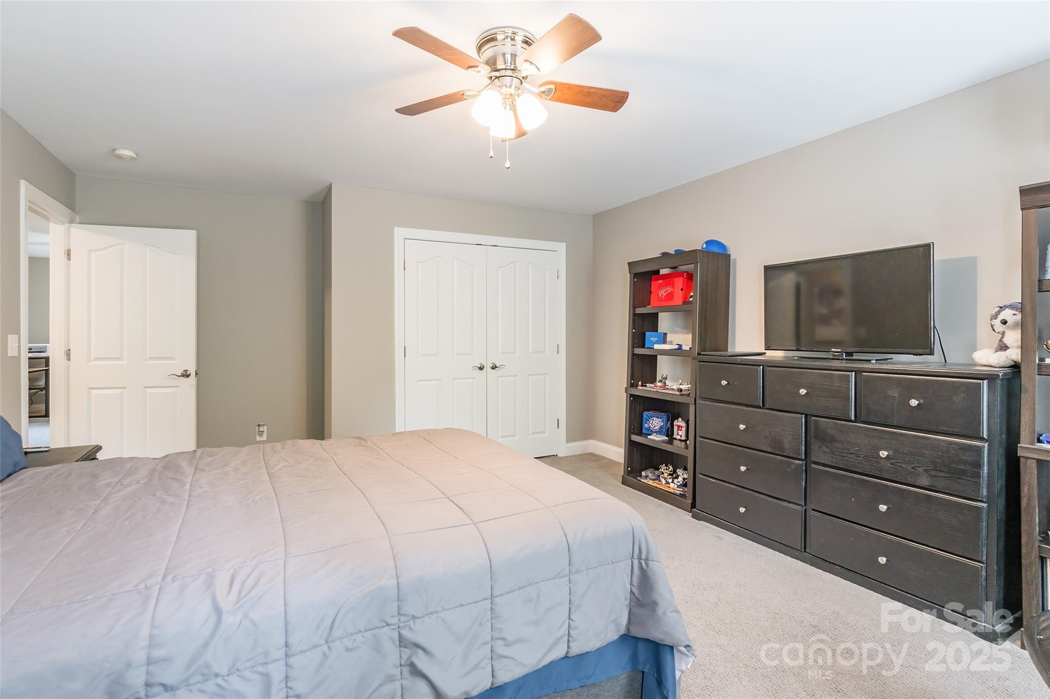 Lake Shore - Residential