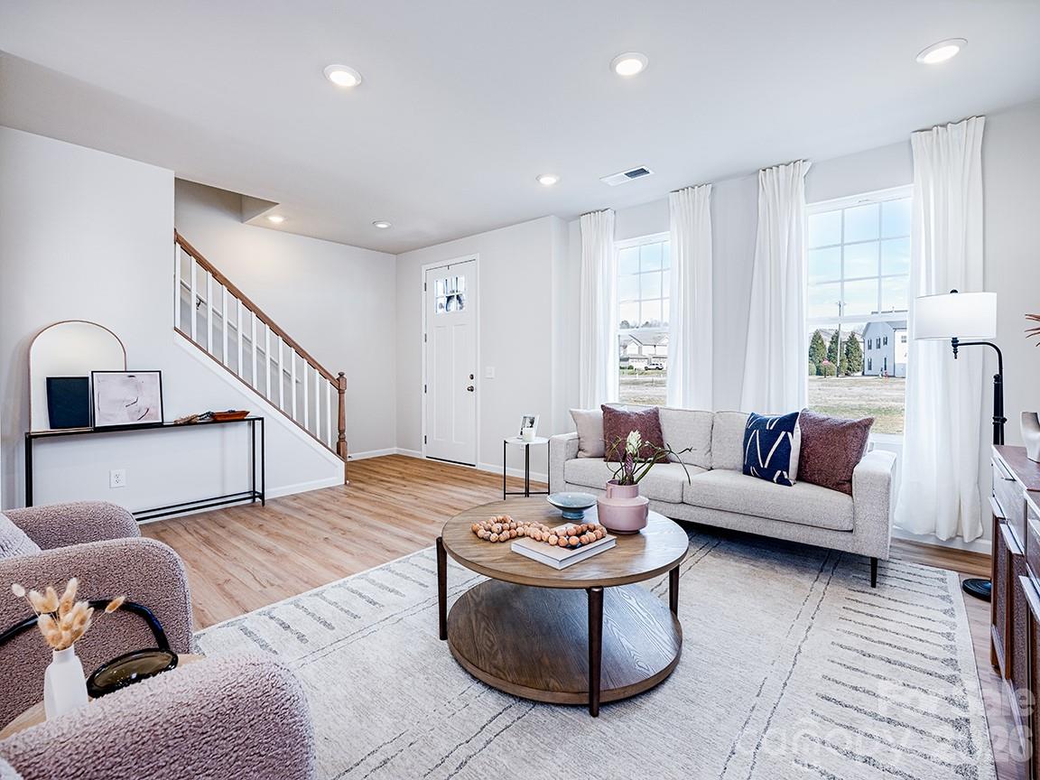 201 Vanguard Lane 13