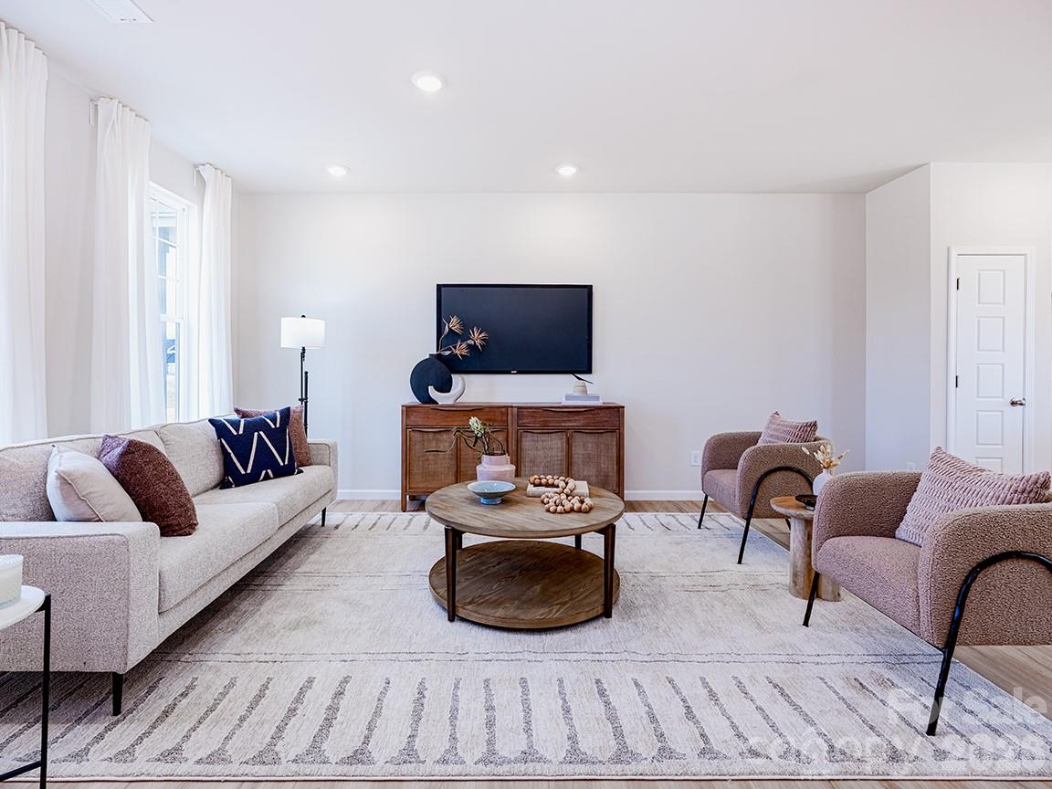 201 Vanguard Lane 13