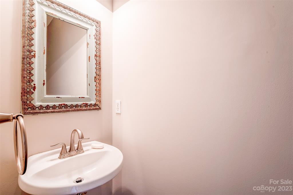 Knightsbridge - Residential