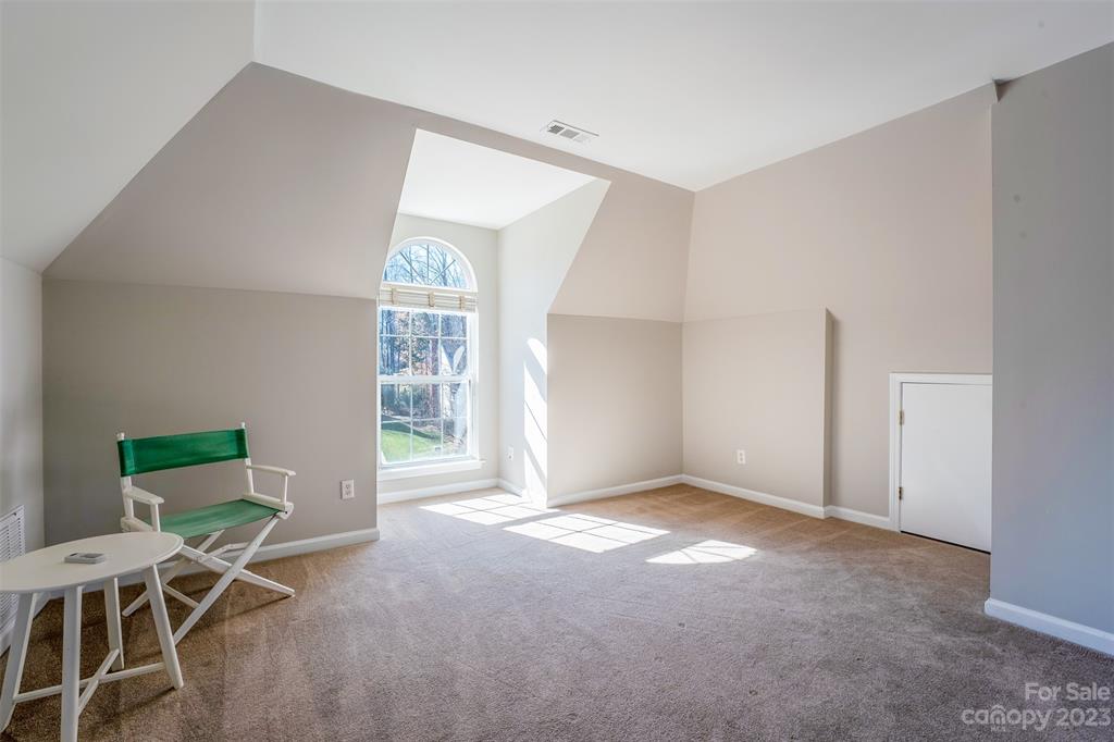 Knightsbridge - Residential