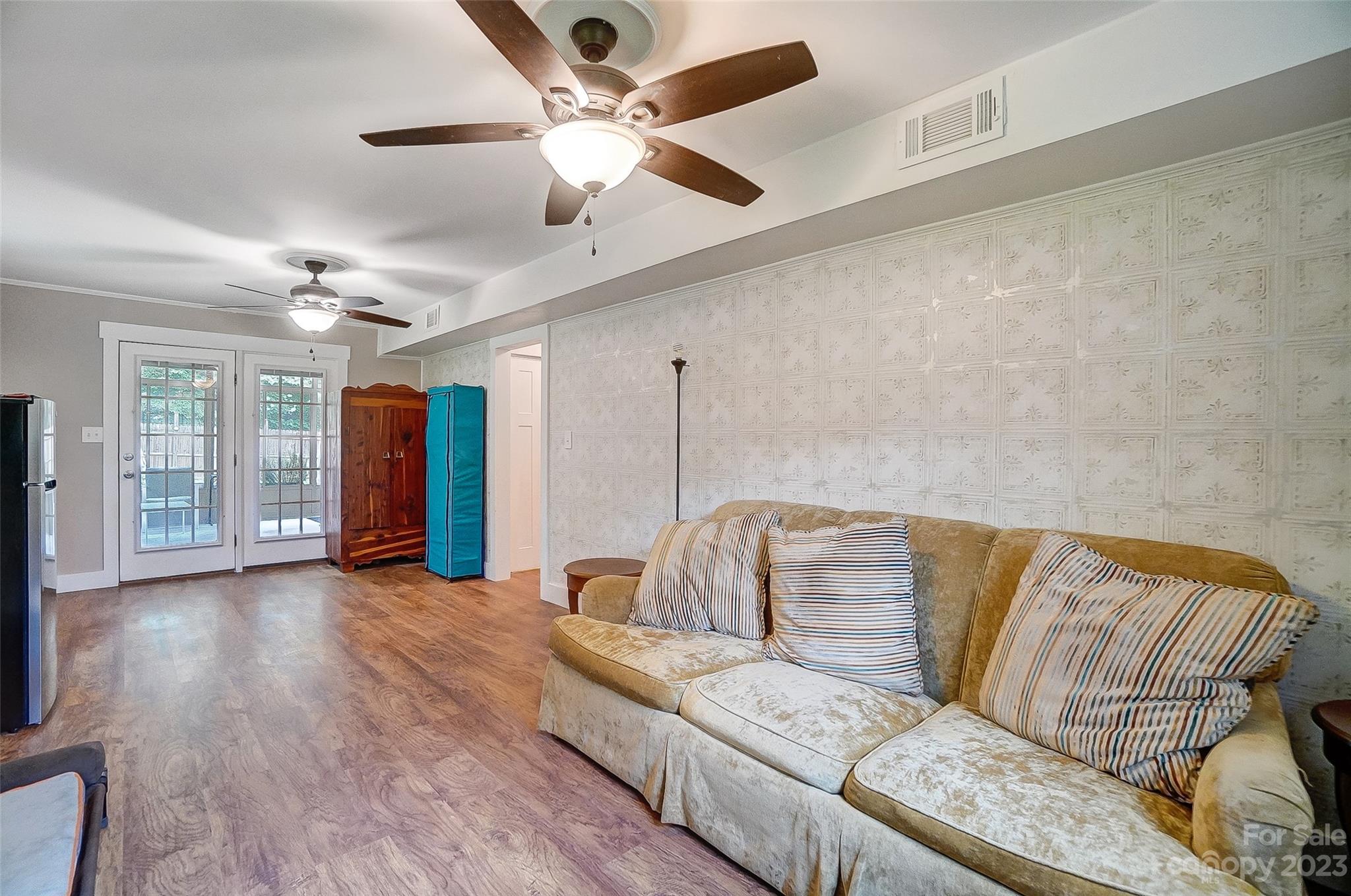 Hillcrest - Residential