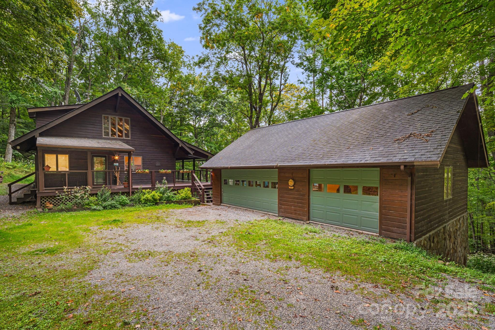 544 Tearshirt Lane 310, 311, 325
