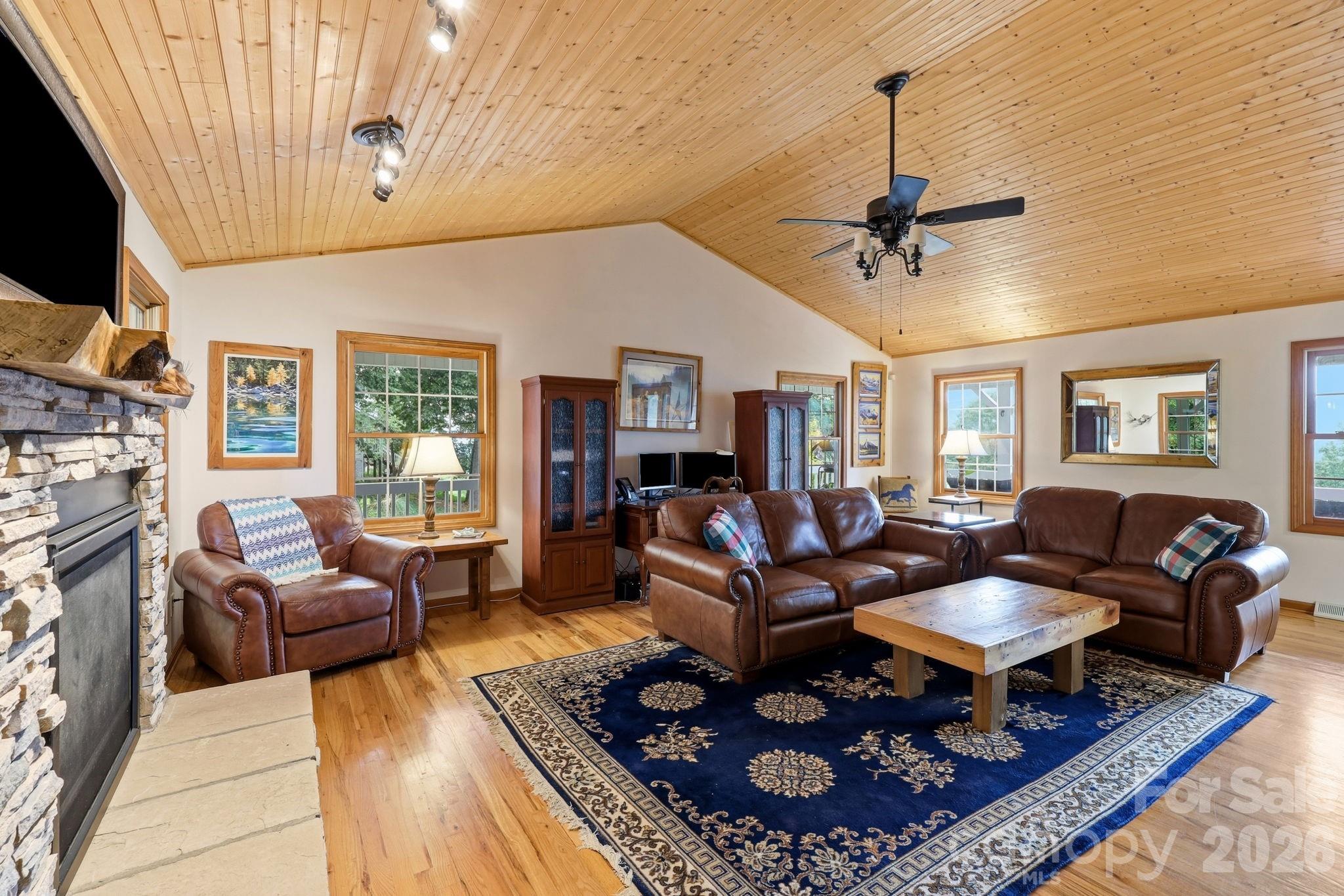 241 Alta Vista Drive