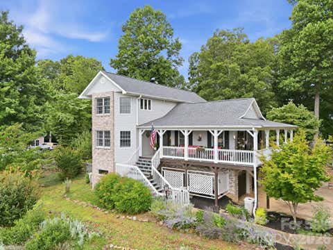 Photo of 241 Alta Vista Drive, Candler, NC 28715 (MLS # 4402059)