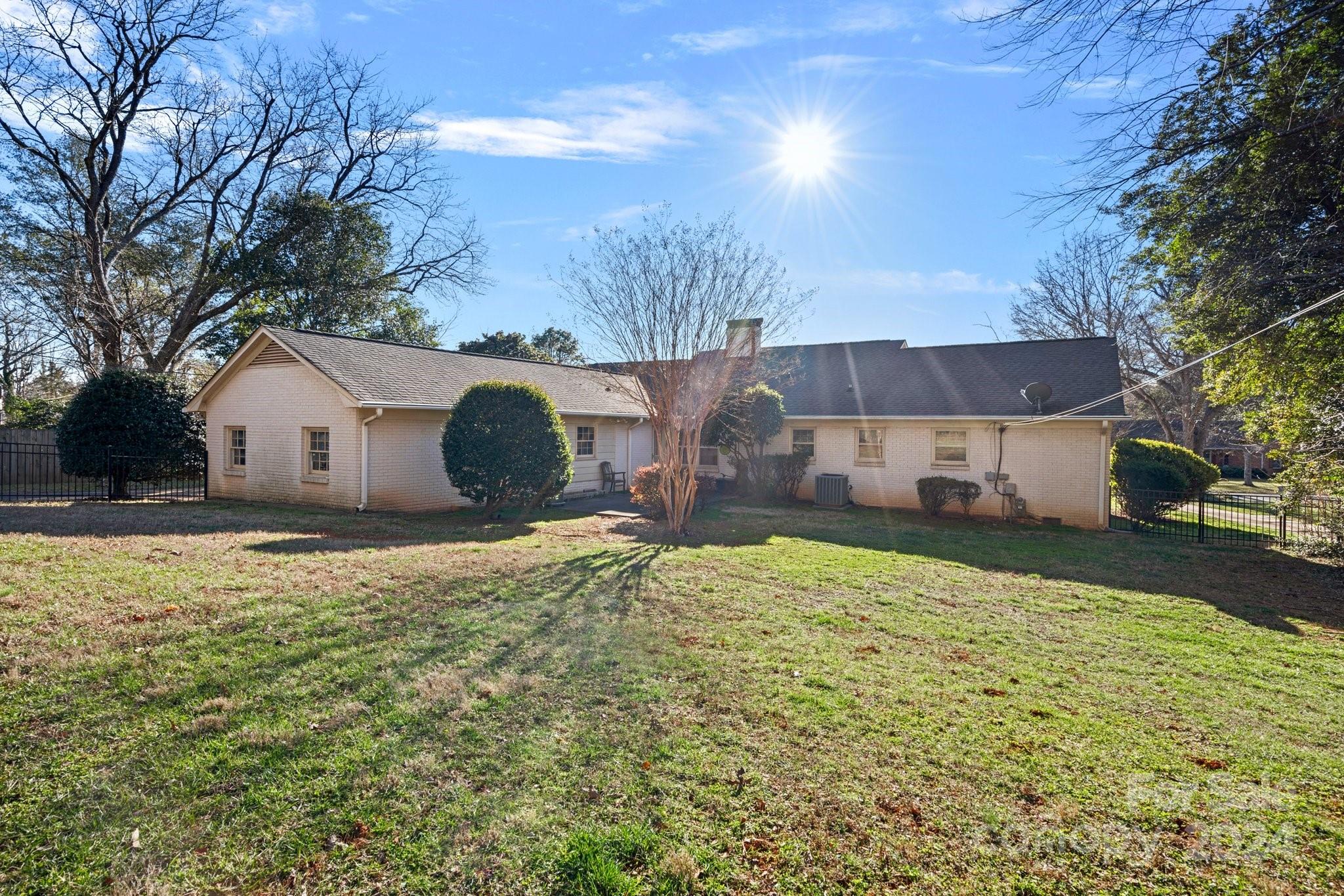 Lansdowne - Residential