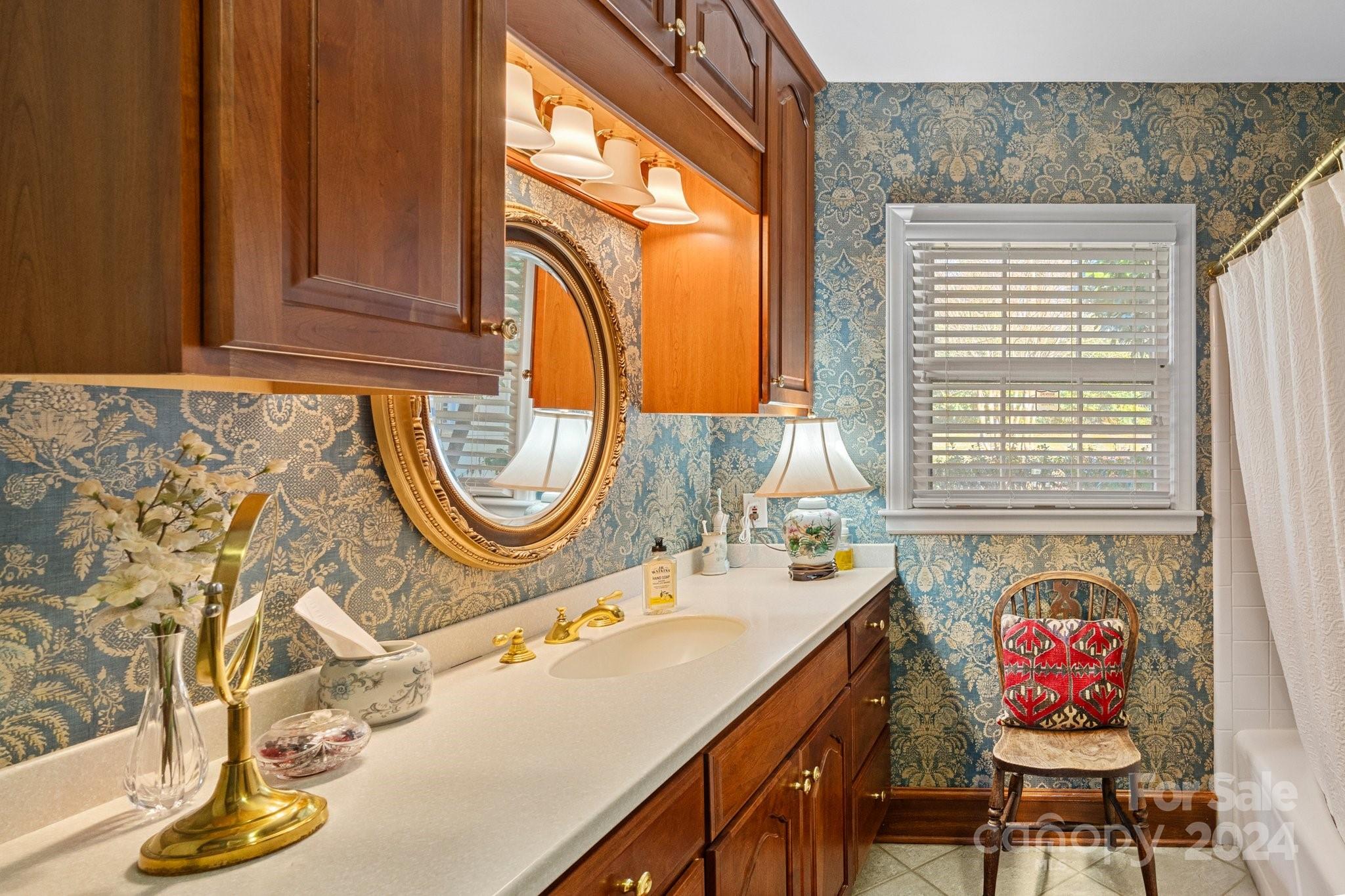 Lansdowne - Residential