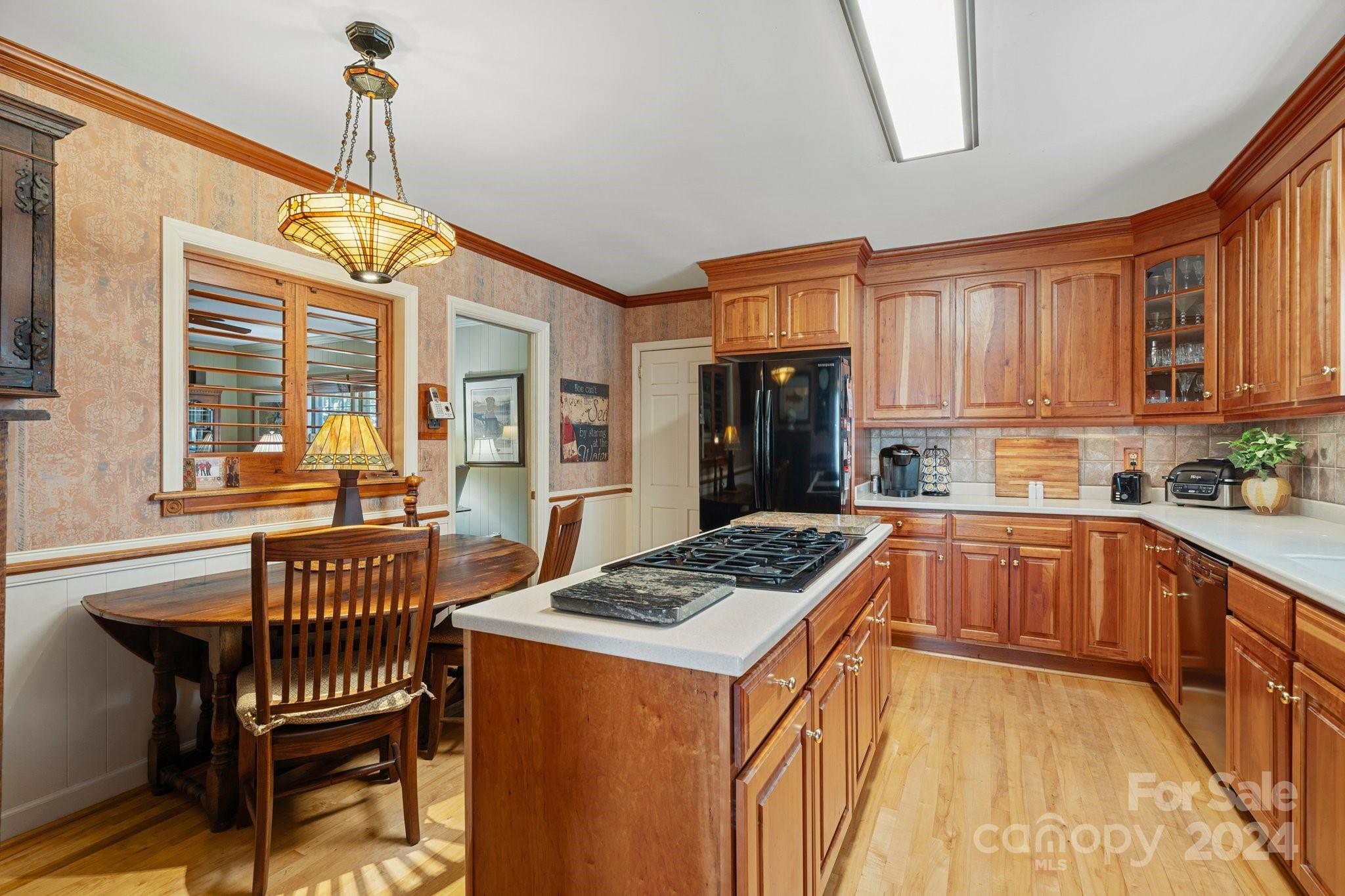 Lansdowne - Residential