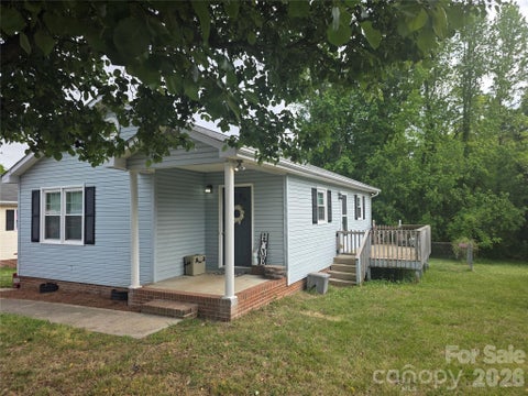 Photo for 220 E Alabama Avenue