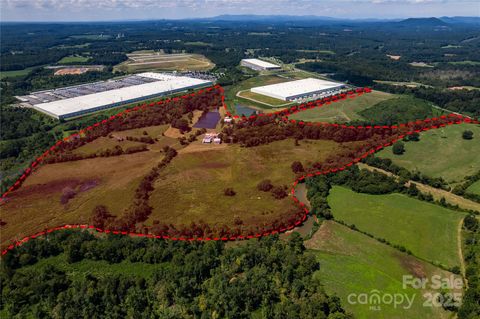 Photo of 3651 W Nc 10 Highway, Newton, NC 28658 (MLS # 4296864)