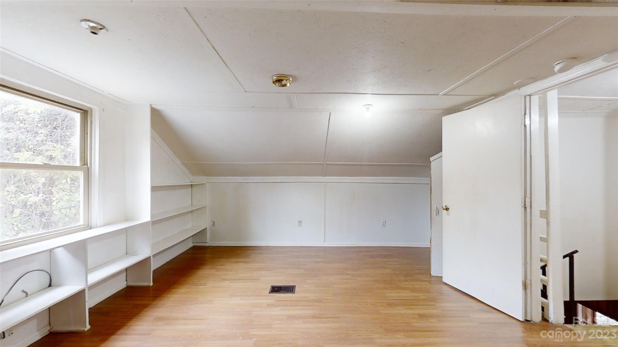 UNITY COMMUNITY - Residential