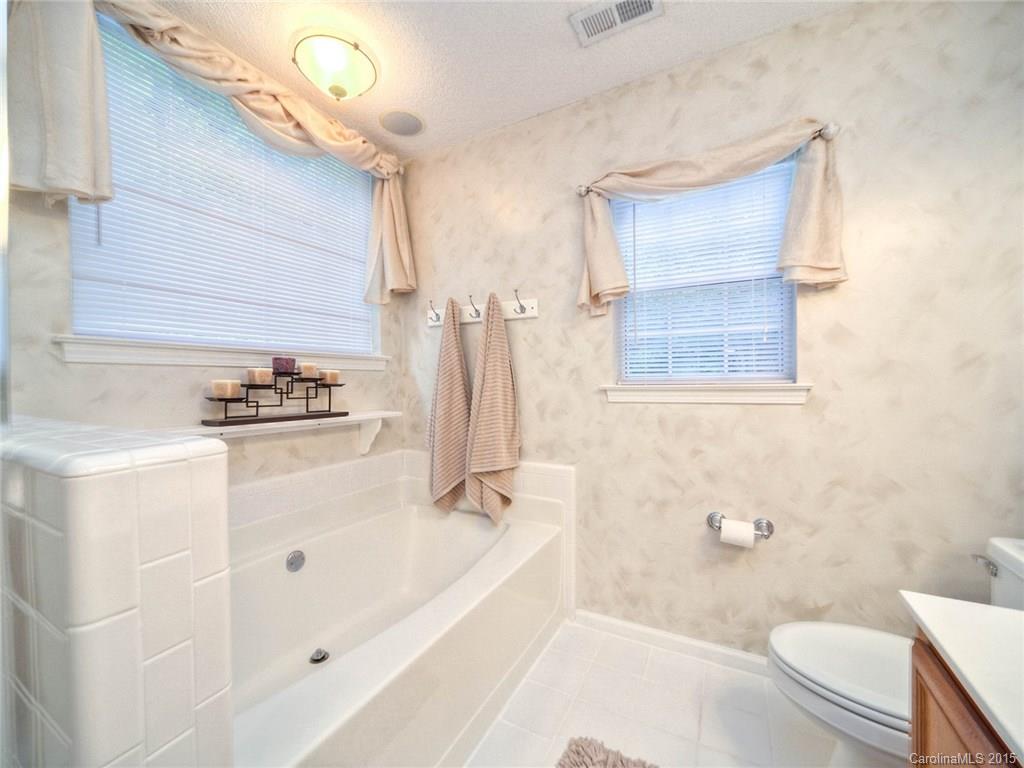 Wiltshire Manor - Residential