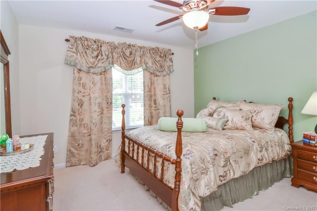 Stowe Pointe - Residential