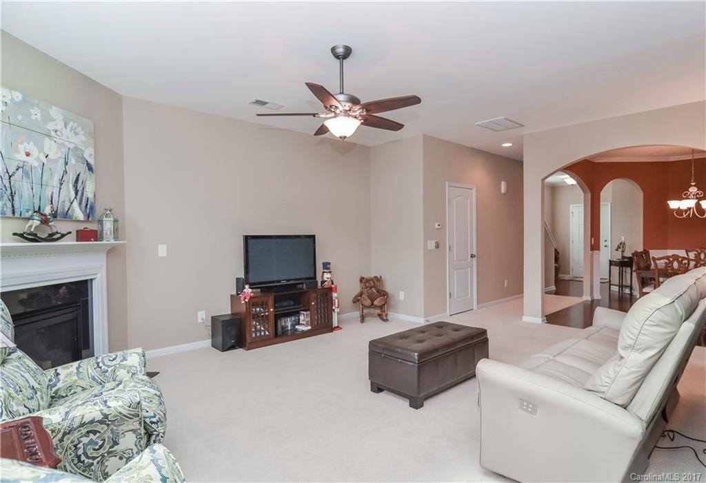 Stowe Pointe - Residential