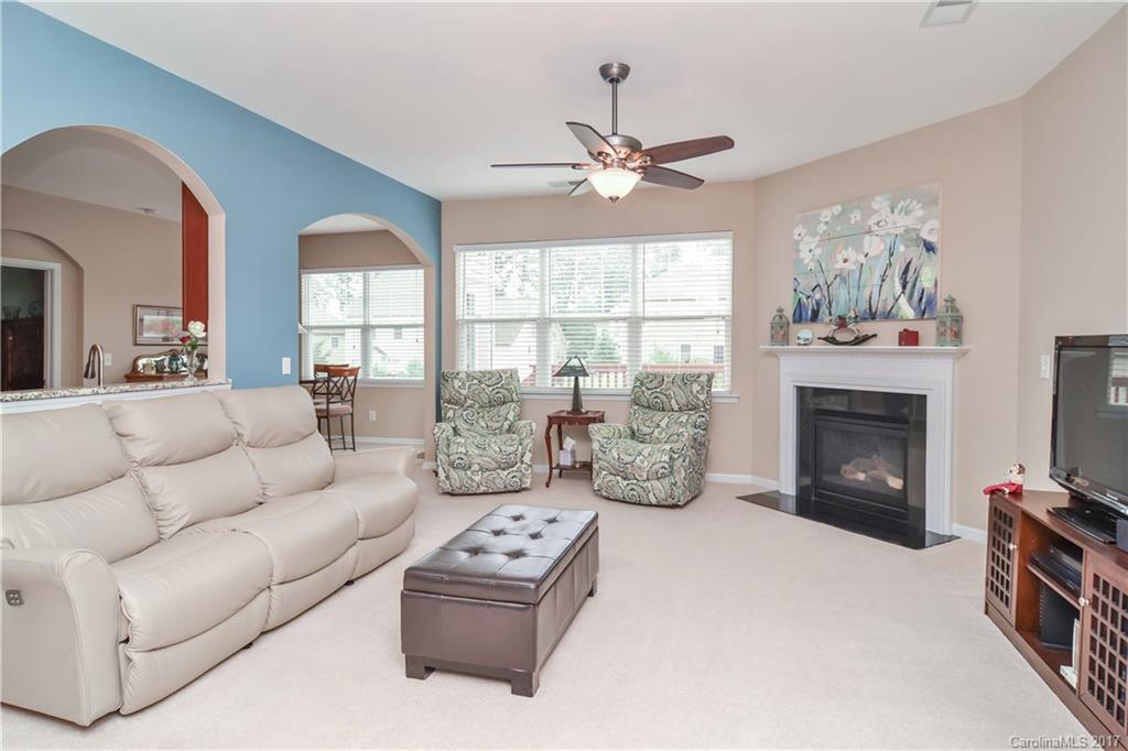 Stowe Pointe - Residential