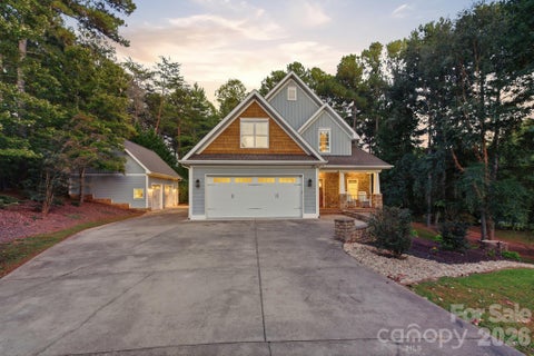 Photo of 5596 Bridgewater Drive, Granite Falls, NC 28630 (MLS # 4430004)