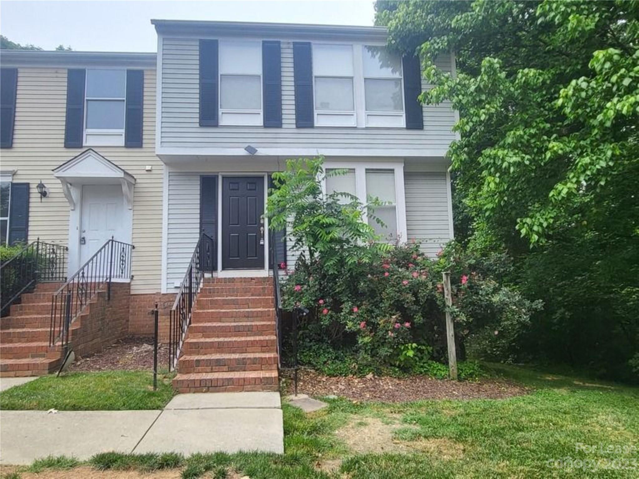 Pheasant Knoll - Residential Lease